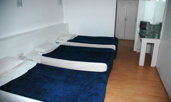 Kristal Beach Hotel